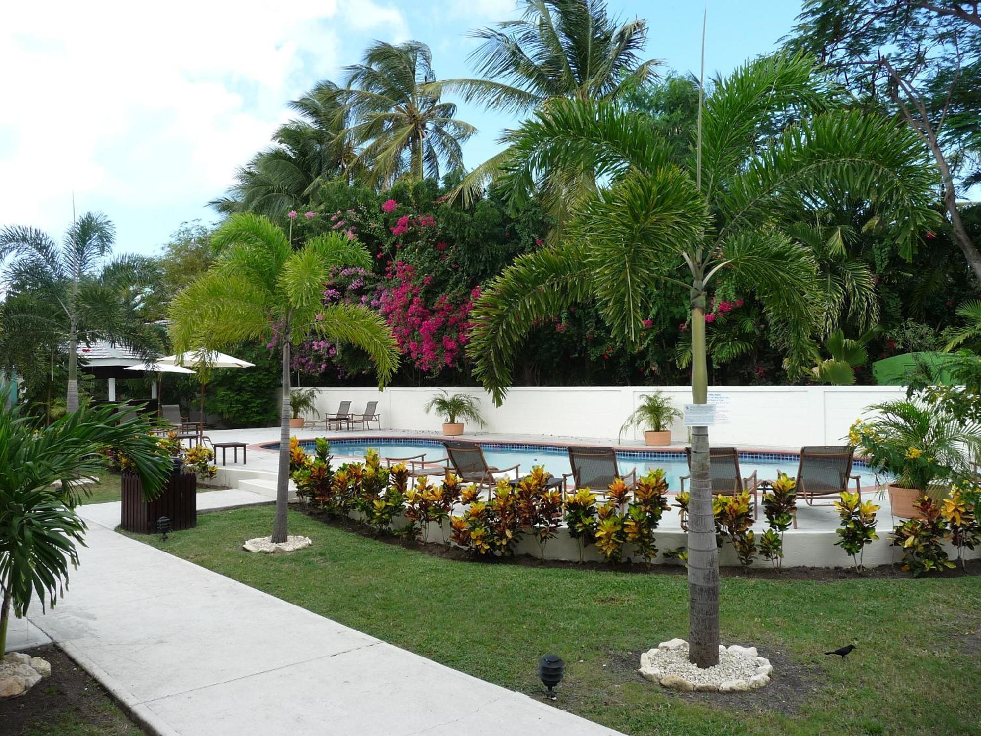 Buccaneer Beach Club Dickenson Bay Exterior photo