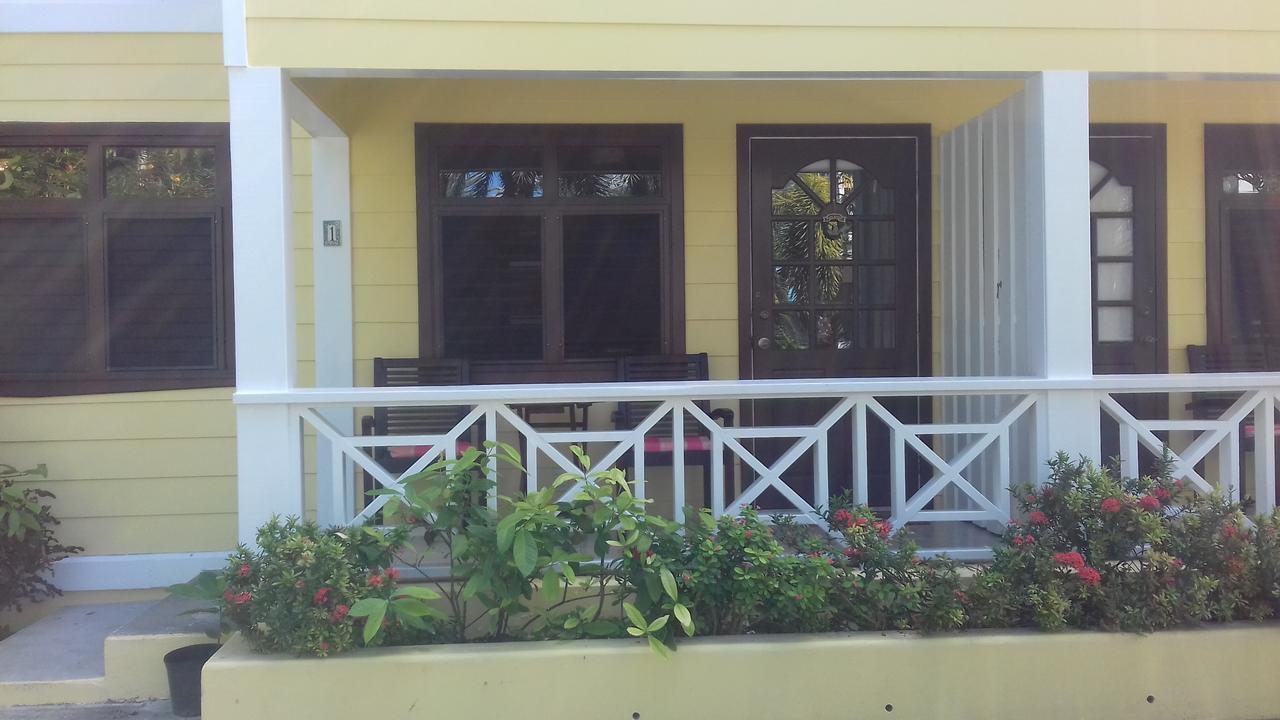 Buccaneer Beach Club Dickenson Bay Exterior photo