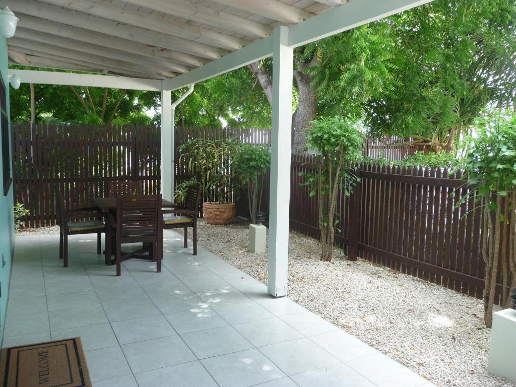 Buccaneer Beach Club Dickenson Bay Room photo